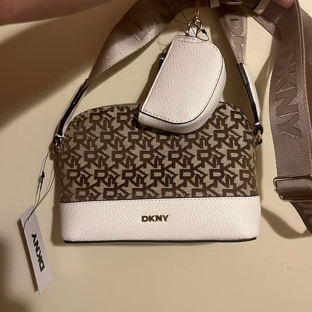 🆕 DKNY Brown and White Women's Bag New